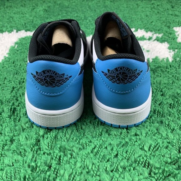 Women’s Air Jordan 1 Low OG UNC Women’s size 7.5 NEW CZ0775-104 - Picture 5 of 12